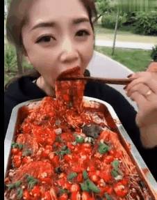 央视点名大胃王们!疫情未完,一场波及全球的危机正在发生