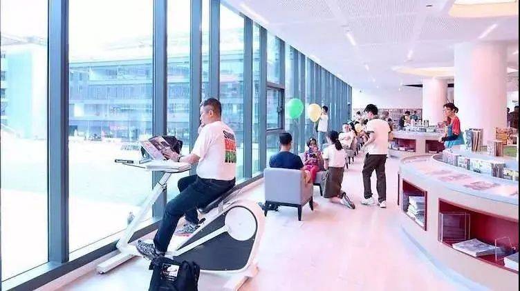 新加坡 假期來臨，不妨帶孩子泡一泡圖書館