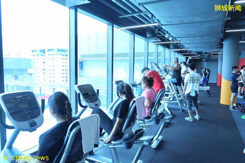 李顯龍總理打Call的超級大商城！開業就5000人擠爆，內附吃喝玩樂攻略