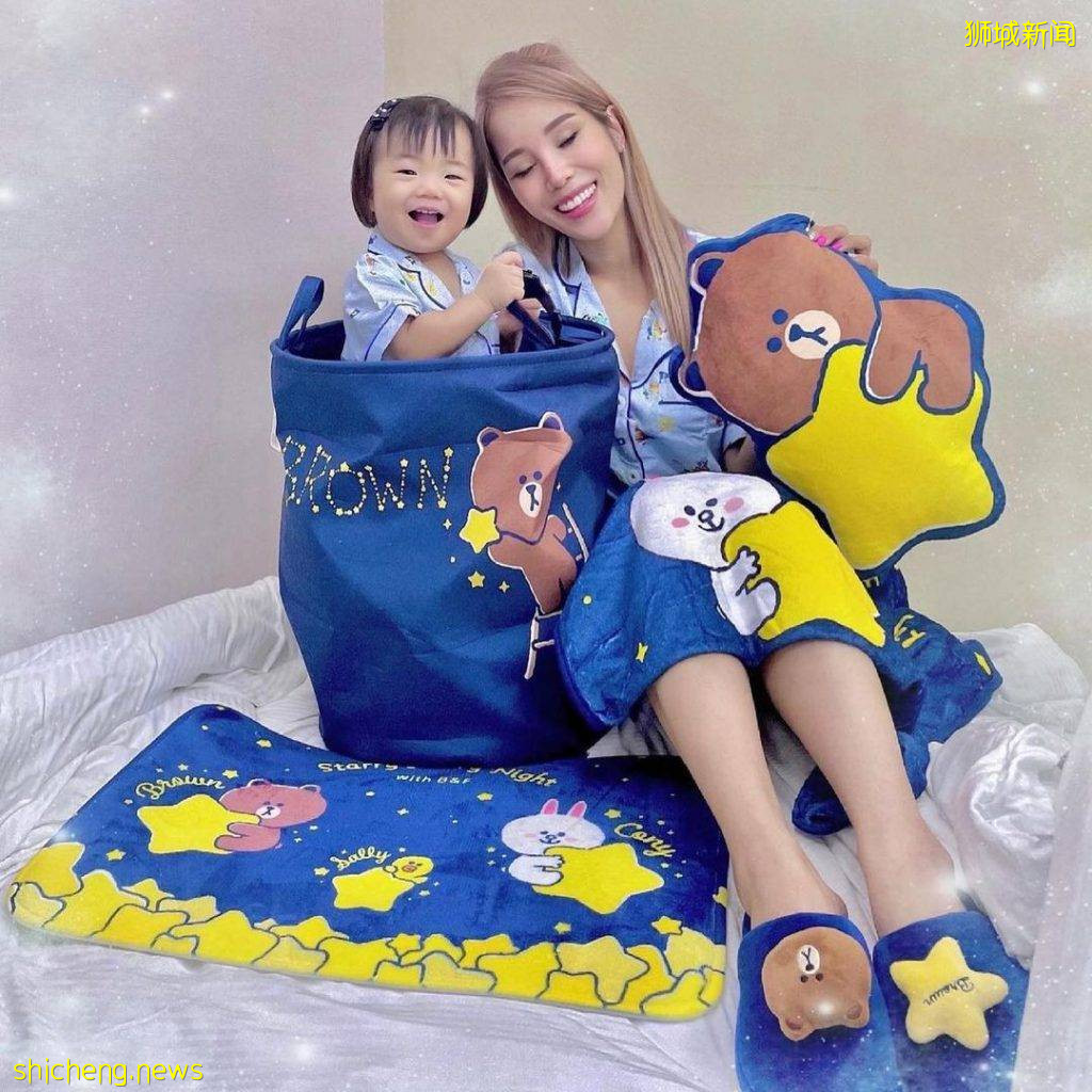 Watsons➕LINE FRIENDS“星空夜系列周邊”🌙毛毯+拖鞋+被子+洗衣籃，現已浪漫上架✨
