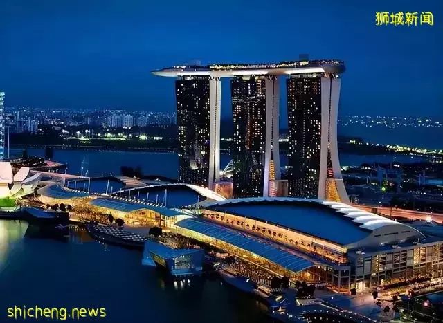 新加坡總理李光耀,多年後回憶談及鄧公:從未見過這樣的領袖