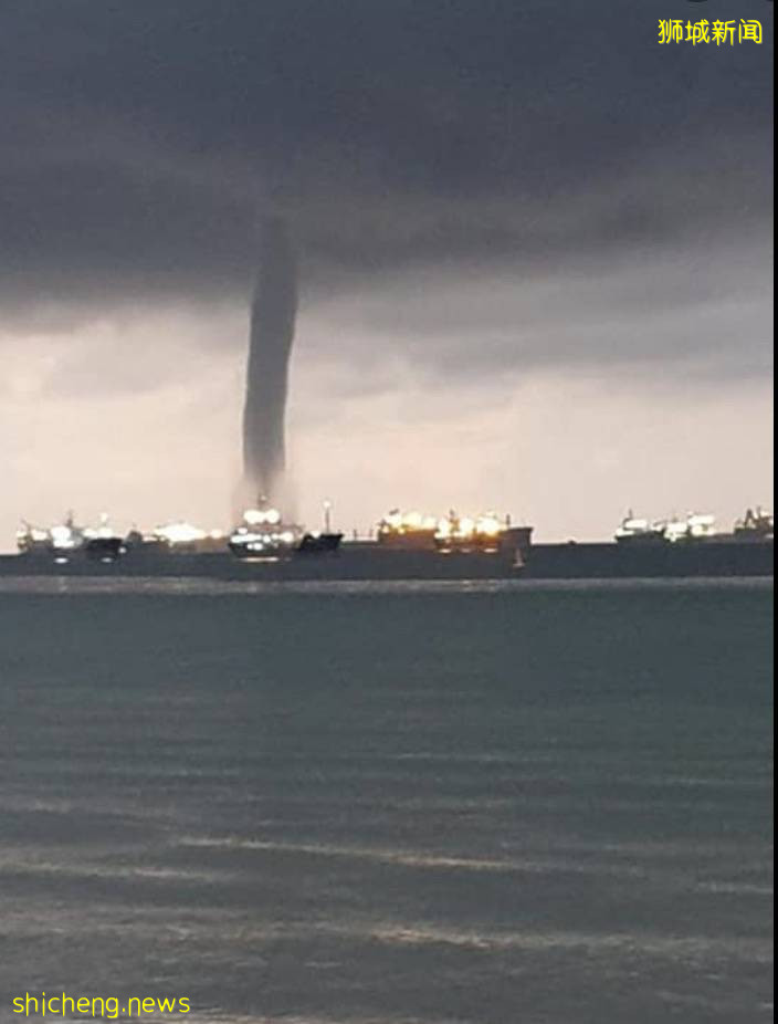 實拍！新加坡再現“水龍卷”！水柱直沖雲霄，猶如末日