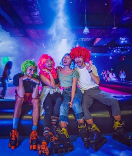 坡島夜生活出行指南！90s旱冰Disco club、室內mini高爾夫bar、高能版密室逃脫等你來玩