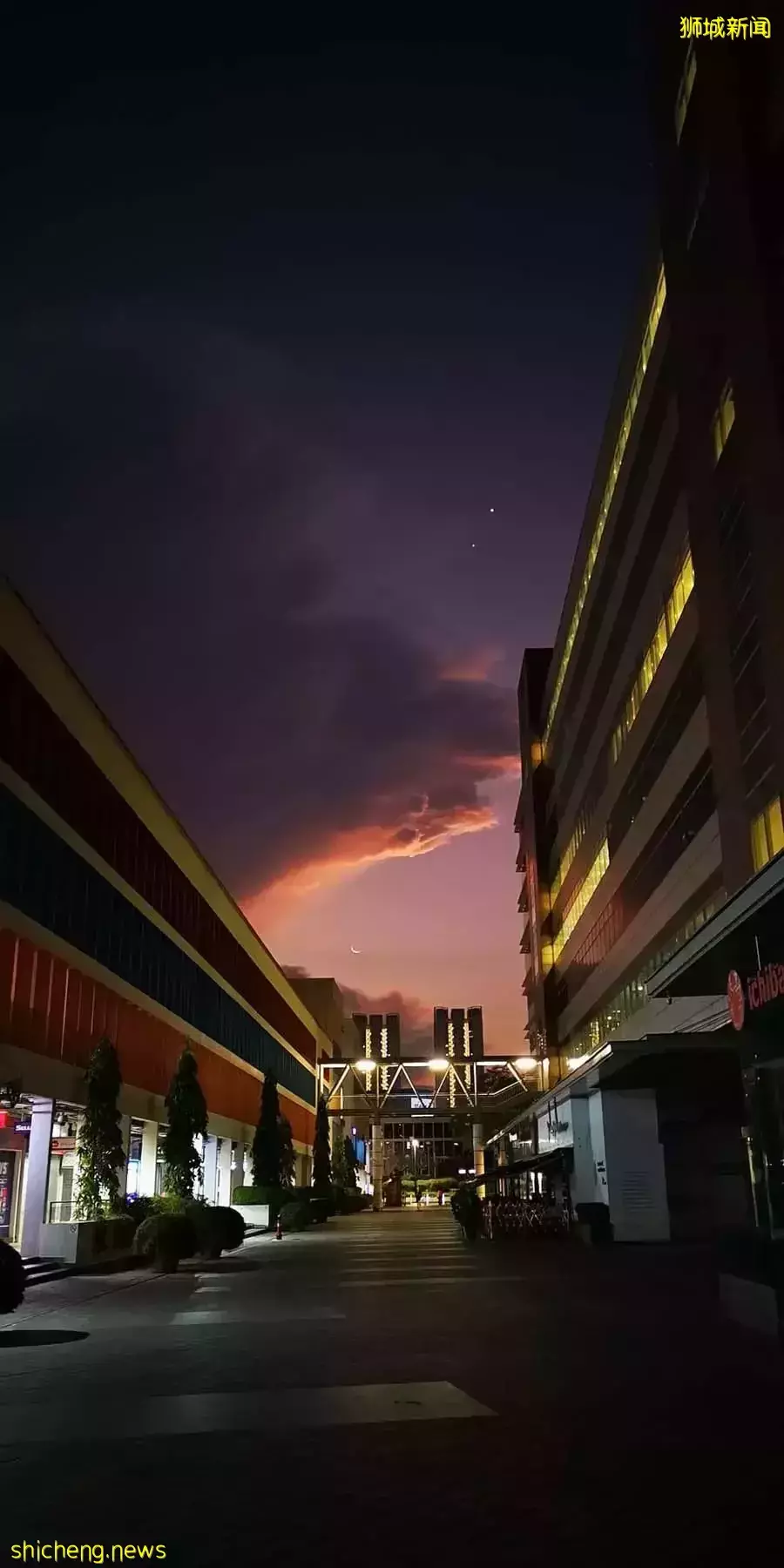 朋友圈刷屏！新加坡天空奇景再現，一波美圖襲來！太美了