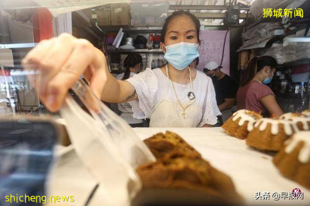 疫中守檔錢難賺 新加坡小販甘苦誰人知