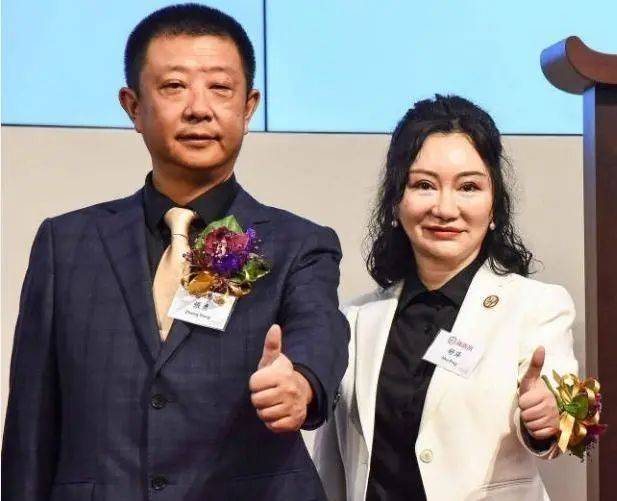 如何成爲新加坡首富？這篇文章裏或許能找到答案