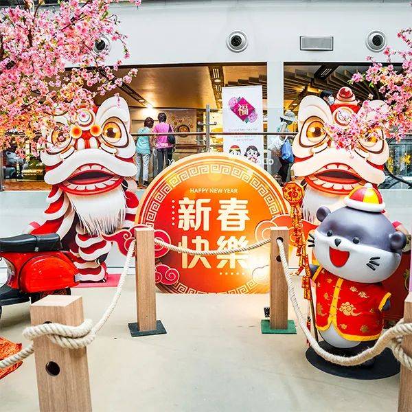 实拍!前晚,新加坡牛车水到处人从众𠈌!这9个地方过年还开门