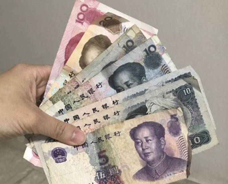 新币对人民币汇率大跌至一年最低!新加坡最新人均月收入出炉