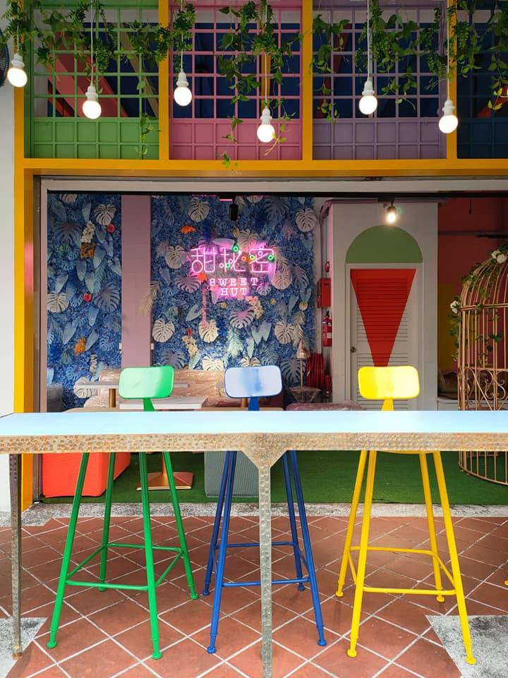 深夜甜品店✨芽籠“Sweet Hut Dessert 甜秘密”🍬糖果色空間、傳統新潮糖水，營業到淩晨4點