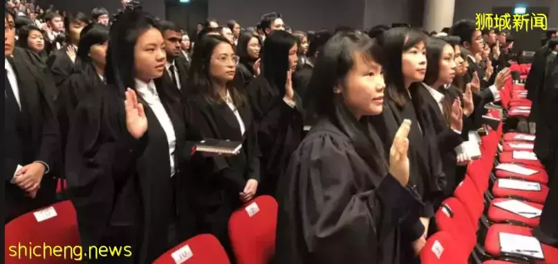 他们为了10万+年薪，在新加坡考试作弊，被全网讨伐