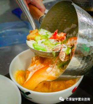 这10家物超所值的小贩中心美食,人均5新币好吃到飞起