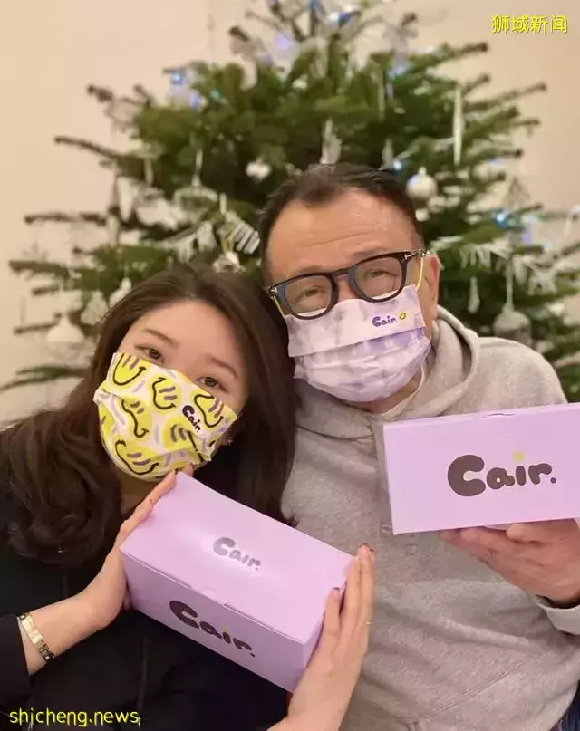 许绍雄为女儿开第二家餐馆,开业当天客似云来,全家到店招呼宾客