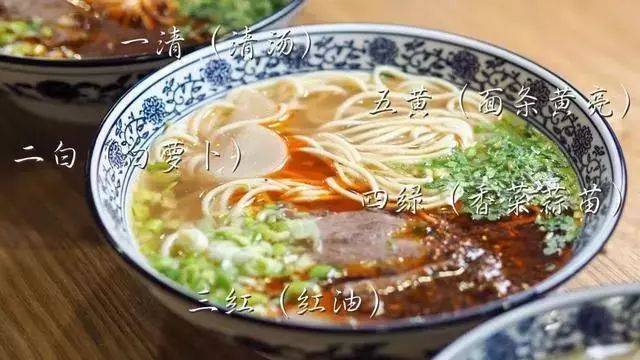 在新加坡，你最想吃的中国小吃是什么？留言！这家店满足你