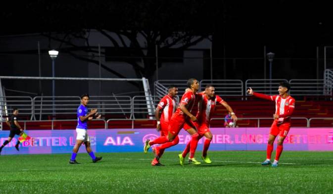 新加坡职业足球联赛 本月17日空场开踢