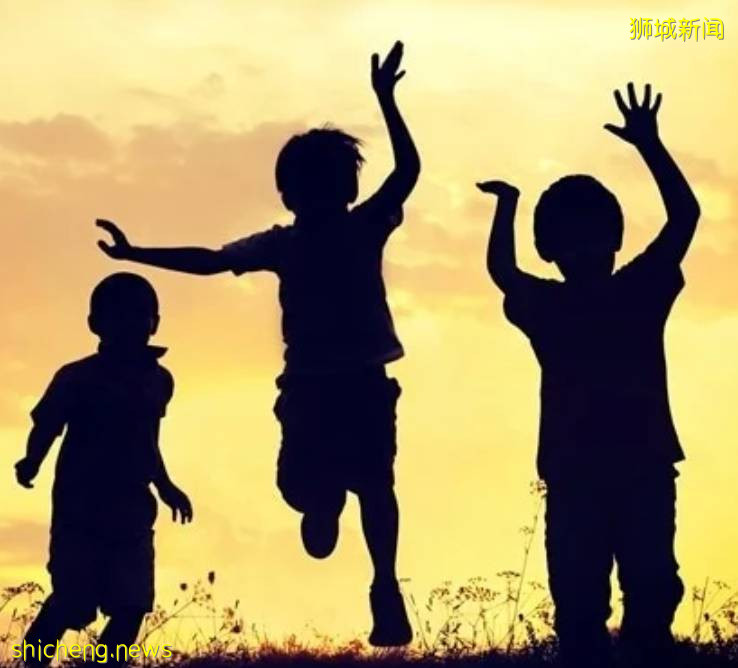 嘔~ 新加坡瘋狂女傭給雇主喝馬桶水、盜用大牌面霜28次