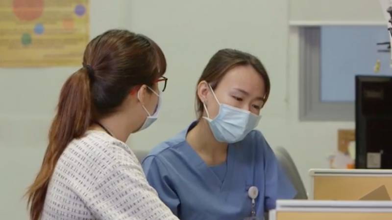 新加坡本地年輕人用實際行動，打臉“草莓族”稱號