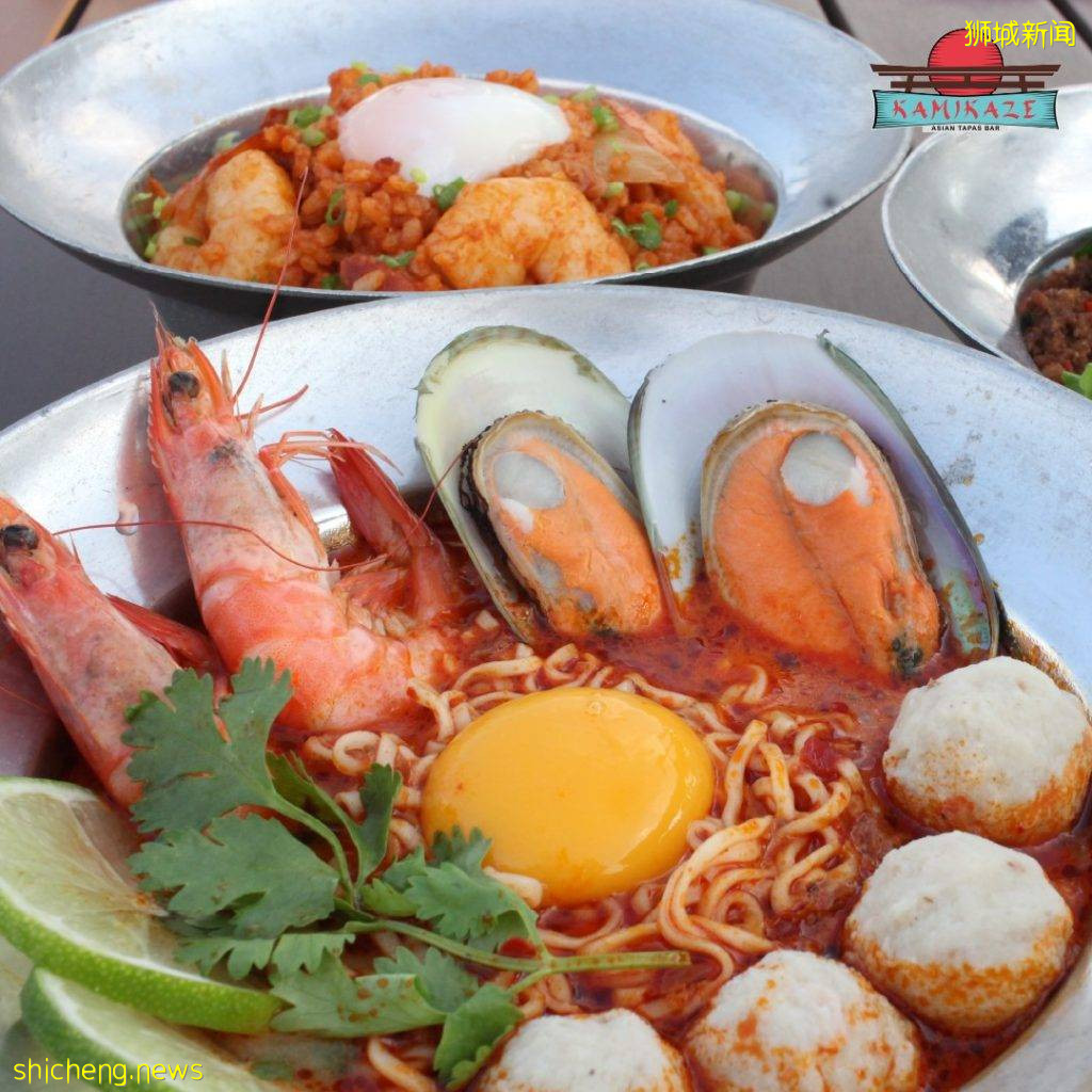 網紅平價屋頂露天餐廳，泰式烤串0.9新幣起，還有超吸睛摩天輪薯條