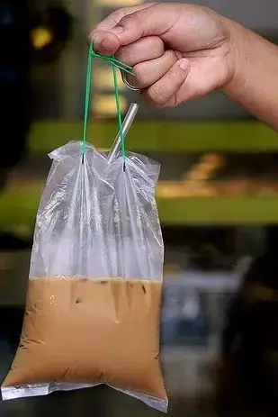用塑料袋打包咖啡的新加坡，竟有如此多的奇葩之處