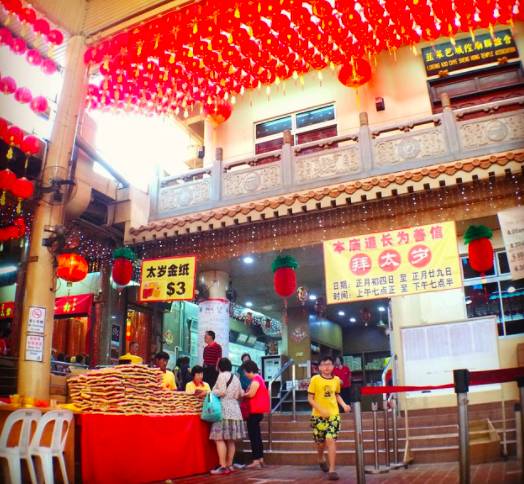 在新加坡過年，就去這十大香火最旺的寺廟祈福吧！據說有求必應哦