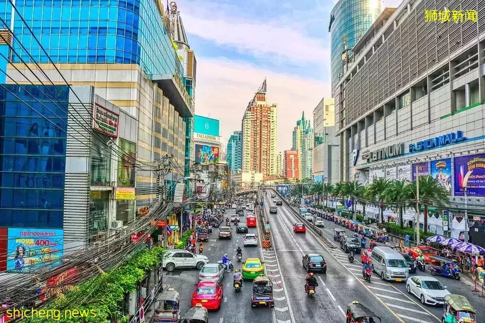 又一国家模仿新加坡:取消接种者入境检测和隔离!旅游省下一大笔钱