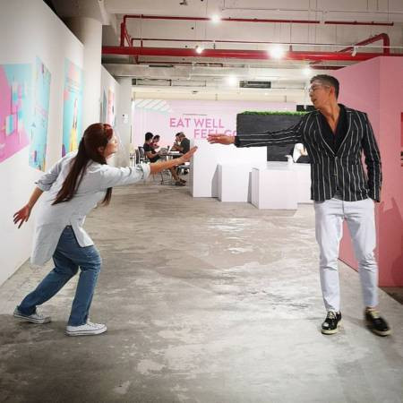 新剧被不同人上身 瑞恩演花痴很好玩