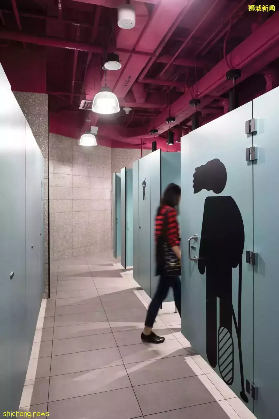 新加坡老商場改造,用工業霓虹升級視覺地標