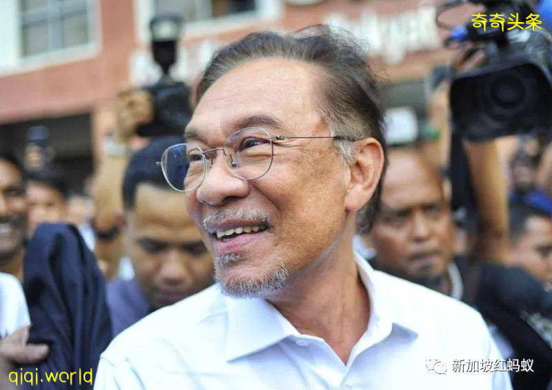 被開除黨籍的馬哈迪對外稱，找到三大幫手來推翻馬來西亞現任首相!