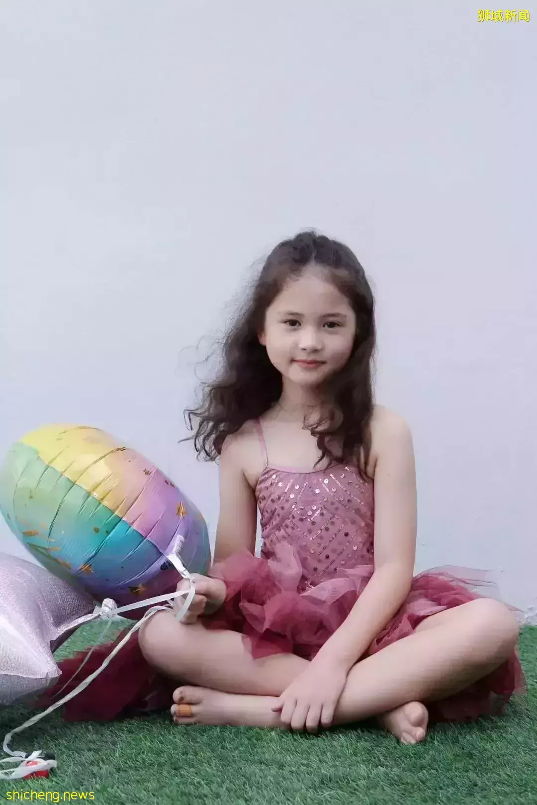 真的只有中国人“谈新冠色变”吗?看看新加坡跨国家庭怎么应对宝宝确诊