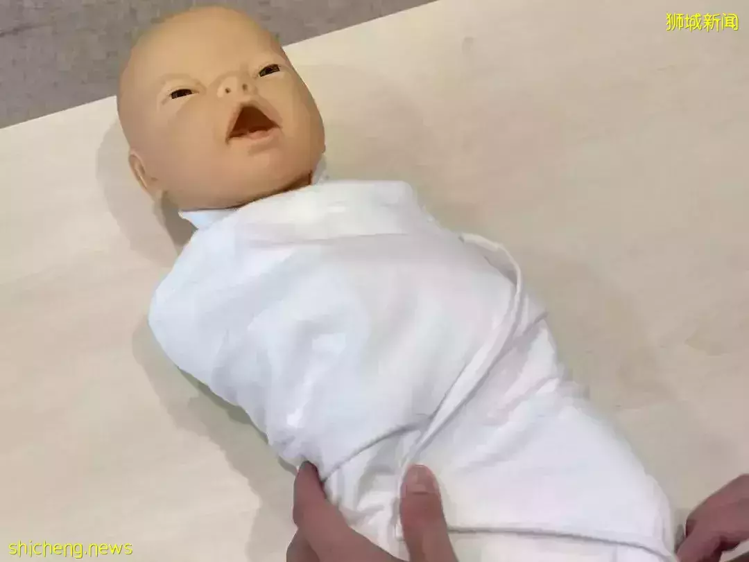 和老公一起學如何帶寶寶？新加坡醫院的生育課太貼心了