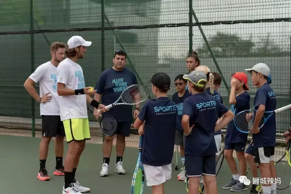2歲到成人都能學！新加坡16間網球學校+3位專業教練，我幫你找好了