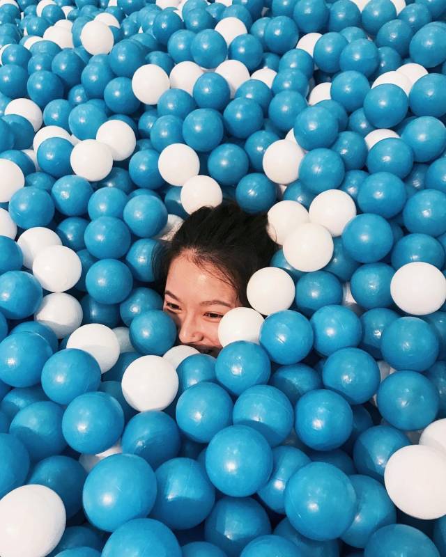 新加坡Airzone全世界首个悬空游乐场🎪 大型空中海洋球 + 网上漫步,好玩到不想回家