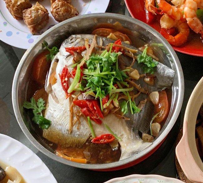 过年吃到“奸商鱼” 斗鲳竟藏6铅块“骗”重量