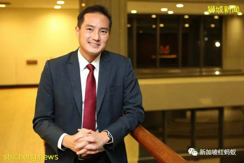 新加坡政府勸民衆多聽不同意見,民衆則請政府以身作則