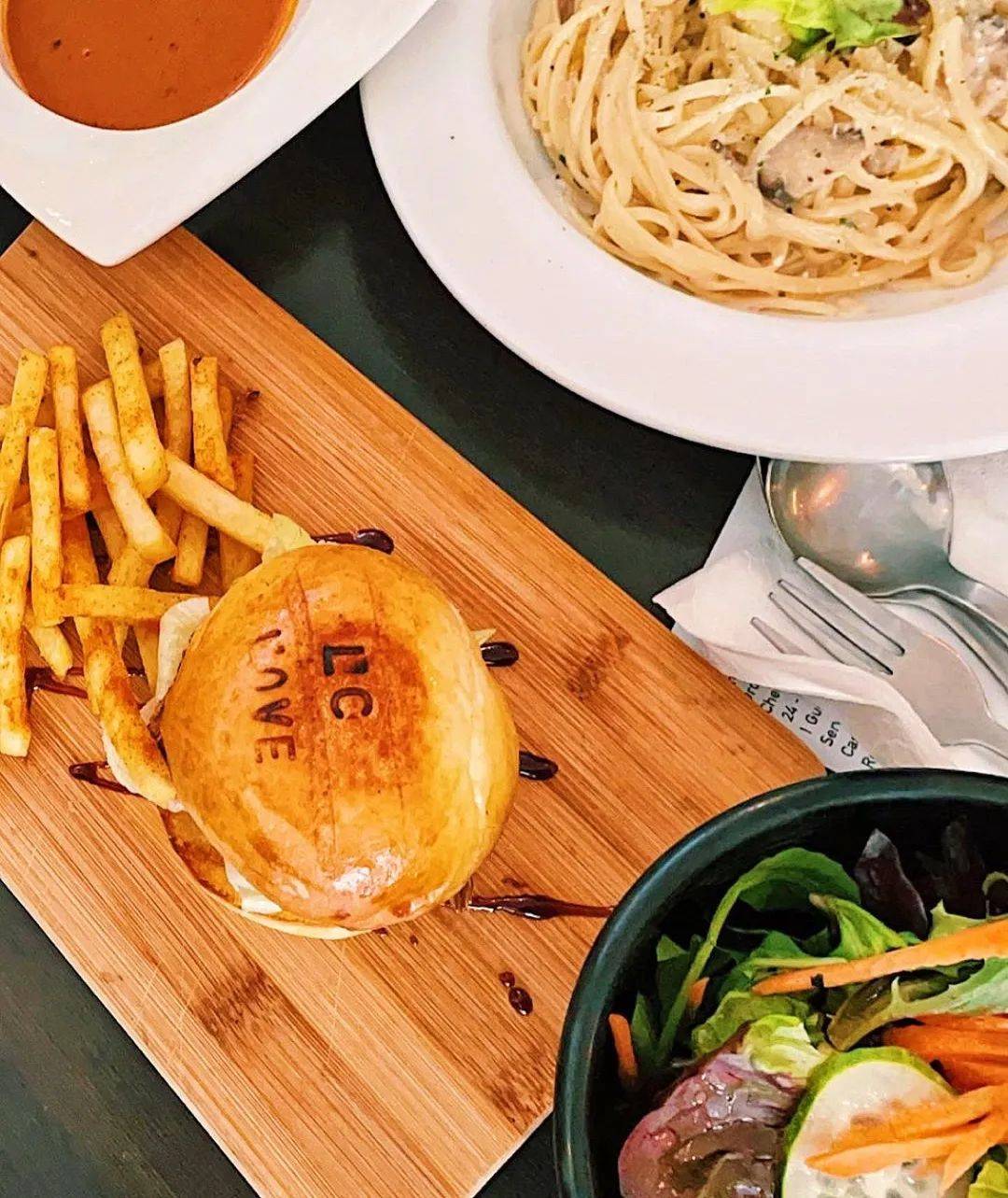 獅城高校美食 從亞洲最夯藝術學院出發，開啓Bugis美食驚豔打卡之旅