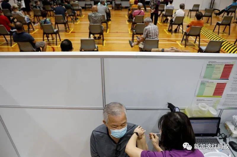在新加坡接種疫苗竟然有贈品拿　不去打似乎對不起自己