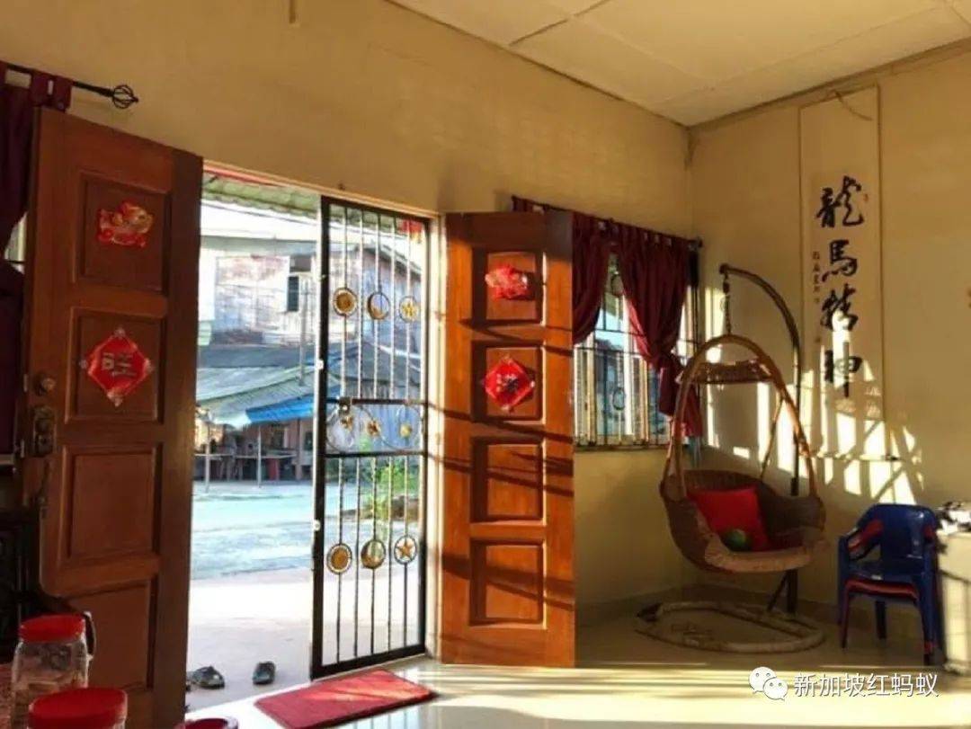 “疫战”中的第一个农历新年　遥望新柔长堤对岸的家人