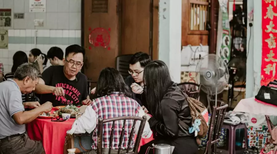 突发一波新政!这类人入境新加坡免隔离、免检测!日增或即将破万,医院又禁探访