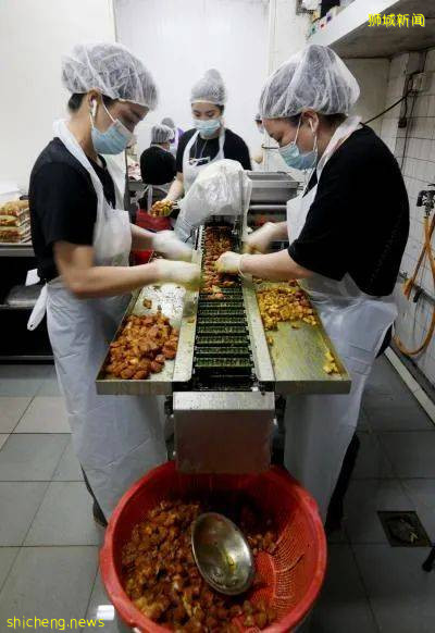 新加坡東部德福工業區走入曆史 在老字號食品廠家消失前 細細品味它們的故事