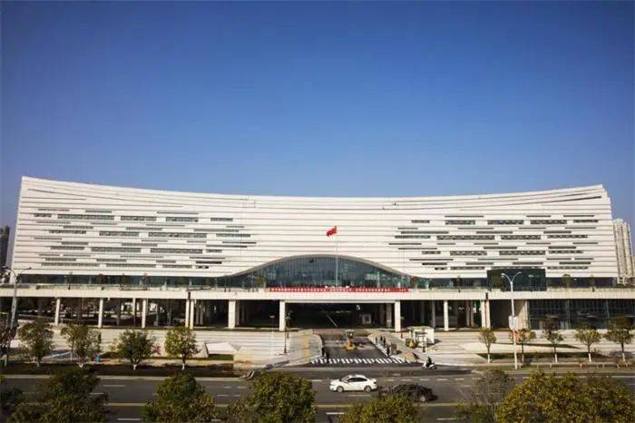 中國年度十大最醜建築，“山寨版”新加坡金沙酒店在列