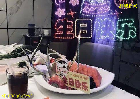 在新加坡海底捞上班,就像被打了鸡血一样