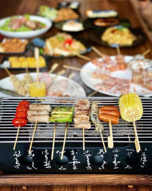 新加坡首家！可以自己動手DIY燒烤的居酒屋 “既新穎又有趣”，日式串燒才從$1起哦