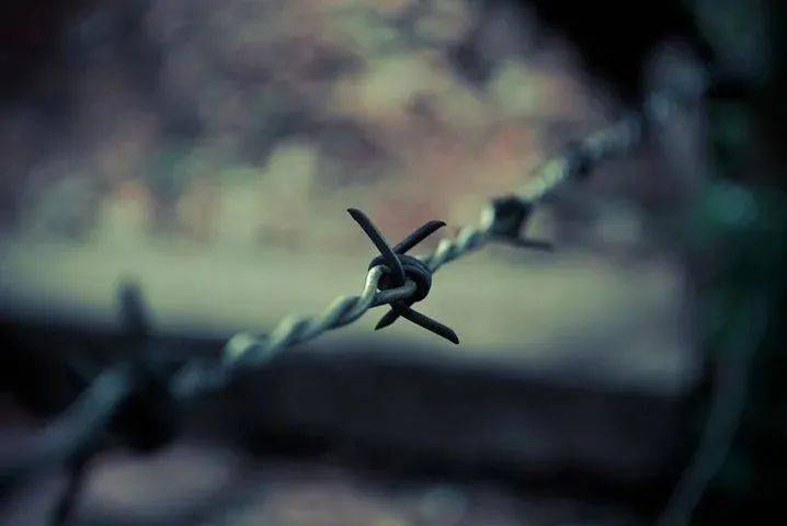 新加坡14岁少女离奇失踪18年,老父无奈申请死亡