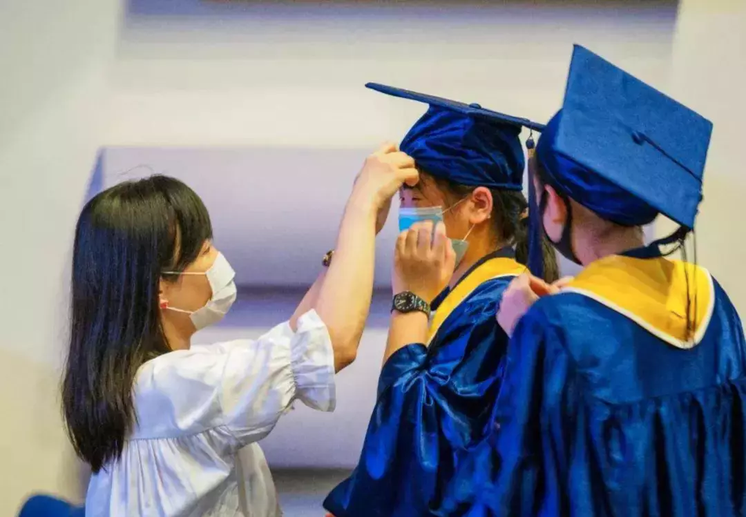 新加坡老牌頂尖私立學校，聖法蘭西斯衛理學校（SFMS）