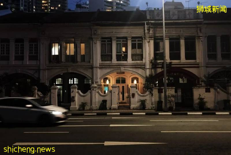 新冠疫情中，外賣騎手眼中的“折疊新加坡”!