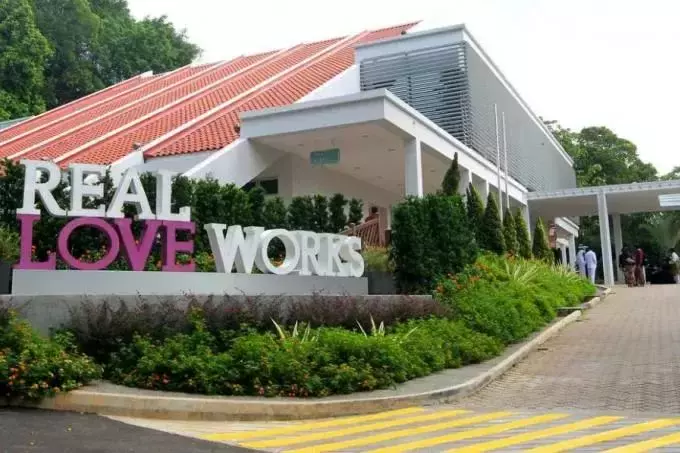 你肯定沒見過!新加坡軍官的婚禮現場原來是這樣的