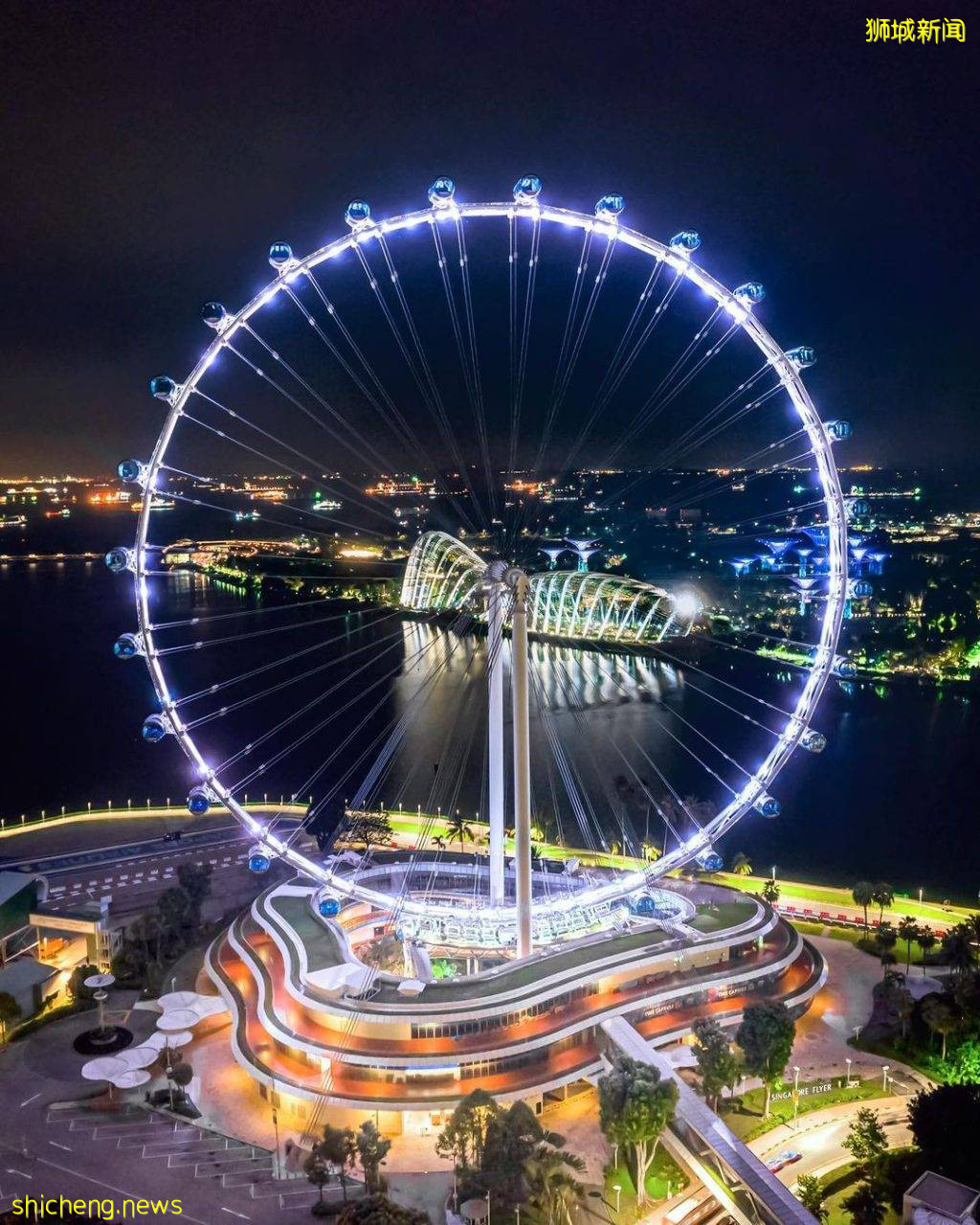 星空漫宴推出节庆版本🤩 平安夜、圣诞节、新年来这里!即日起预定可享早鸟优惠🤩