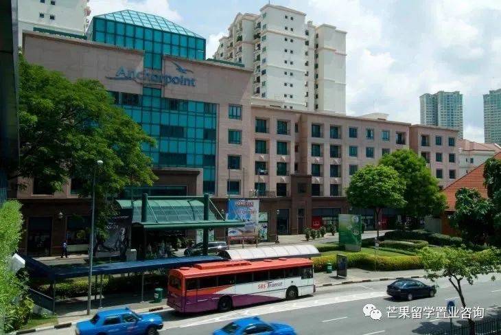 新加坡怎么缴个税?及新加坡银行大盘点