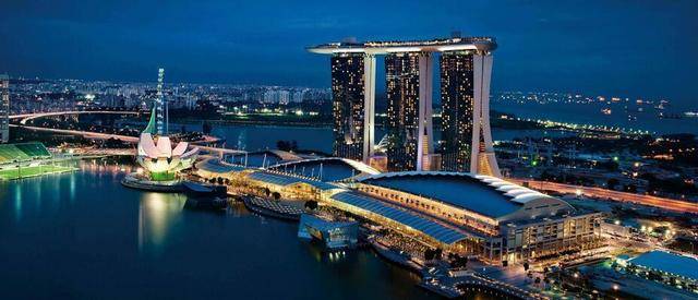海拔最低的国家系列——新加坡,被抛弃到逆袭为四大金融中心之一