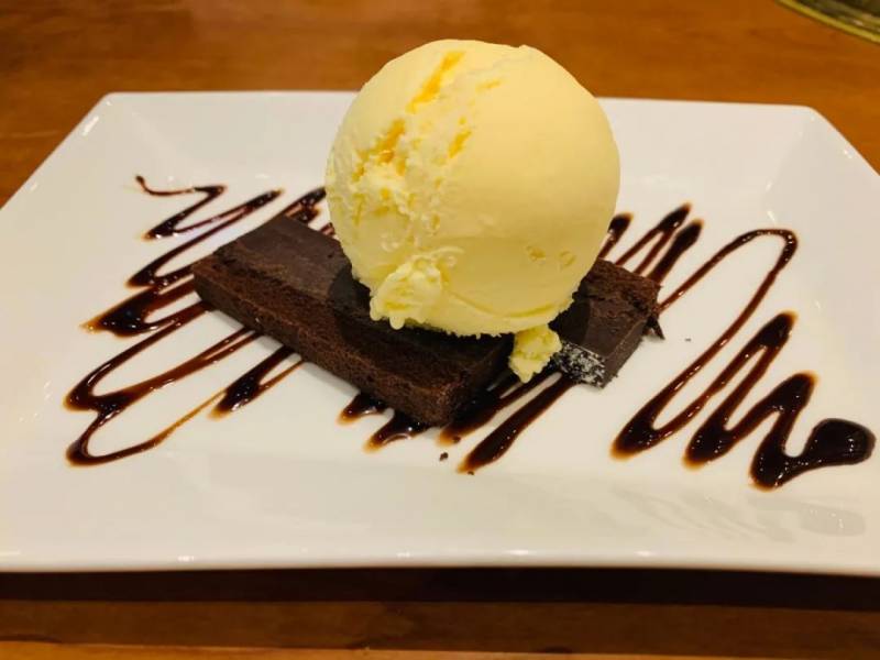 连续5家餐厅订位失败后,我walk in了这家空荡荡和牛烤肉店Wagyu Aoyama