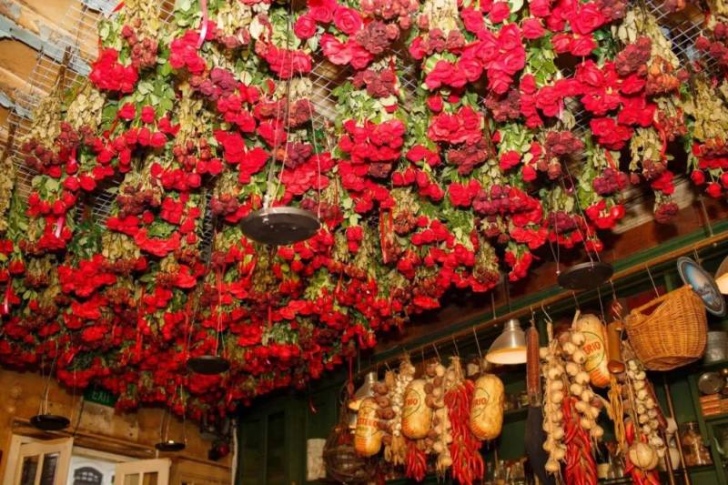 讓人流口水的海鮮TomYum面大排檔,還有每個角落都美炸的酒吧,這周網紅餐廳你都吃了嗎